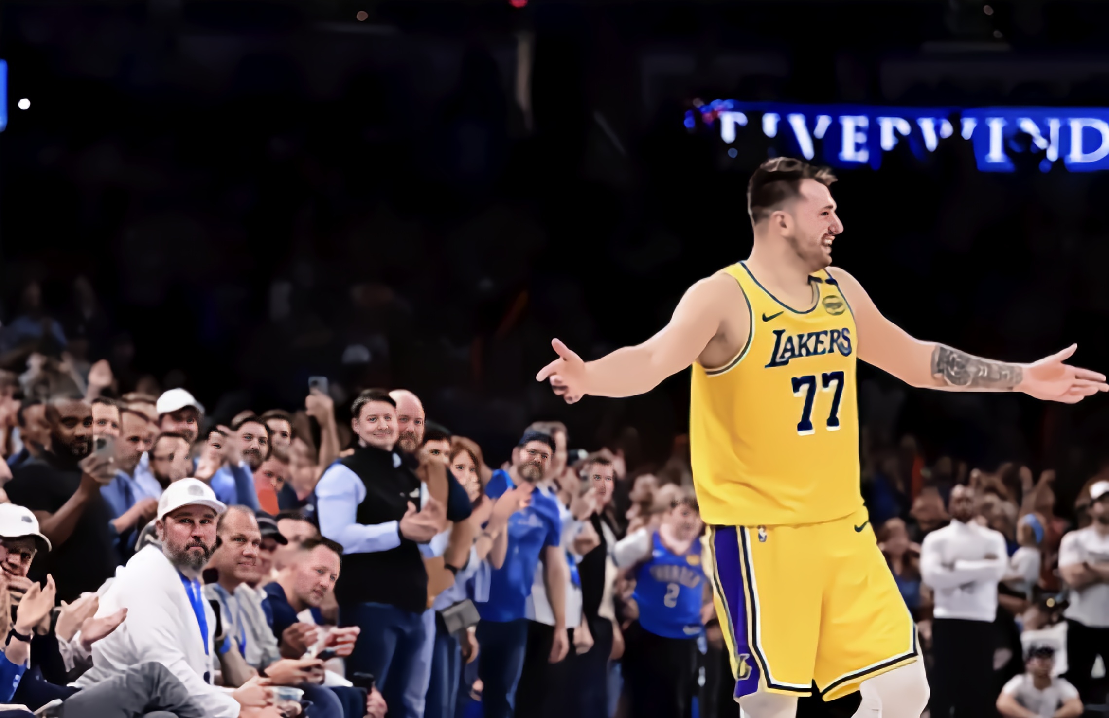 多米娱乐平台 -清晨NBA常规赛传出新动向，拉齐奥防线松动，管理层表态：媒体盛赞，球队文化再被提及(拉齐奥赞助商环球体育)