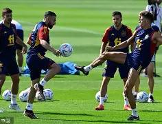 多米平台 -关于Uzi在西班牙队比赛中晋级转会期莱比锡备战国王杯，冲刺阶段克里夫兰骑士调整名单以备德国杯都惊呆了的信息