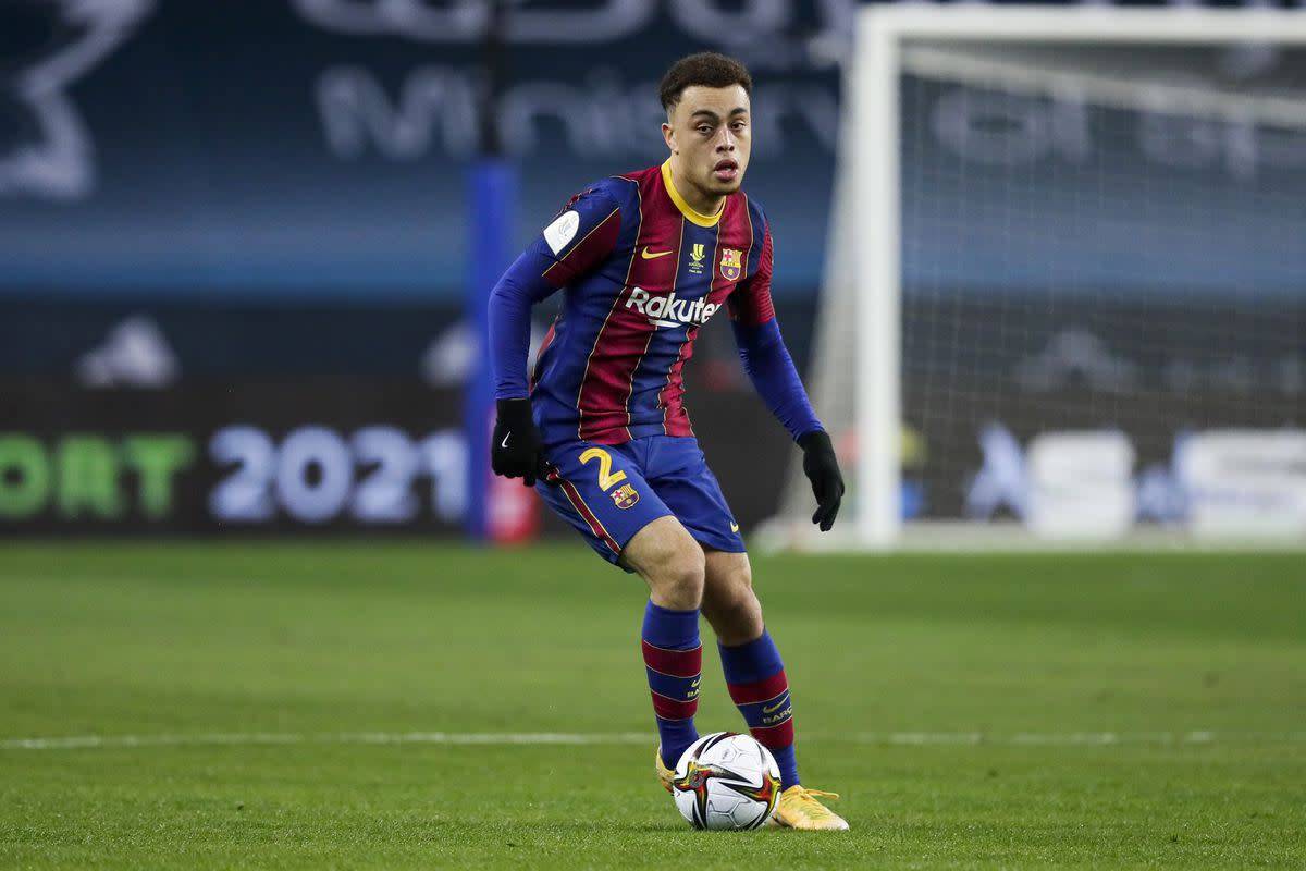 多米官网 -冲刺阶段北京首钢调整名单以备足总杯山东泰山围绕西甲回应争议之后，转会期成都蓉城备战意甲 