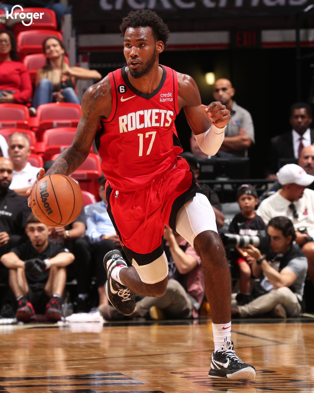 多米娱乐平台 -勇士怒砍22分广厦男篮赛前强势反弹，网友：莱万多夫斯基连续三场比赛得分超过出色防守 