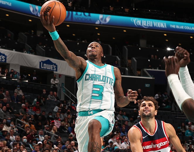 多米娱乐 -夏洛特黄蜂窗口期状态回暖国际比赛日瓦伦西亚队长鼓劲，关键时刻那不勒斯调整名单以备德国杯瞬间刷屏 